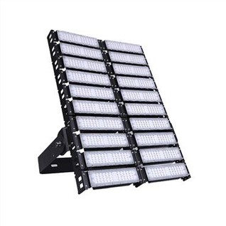 Solas Tuilte 2000w faoi stiúir