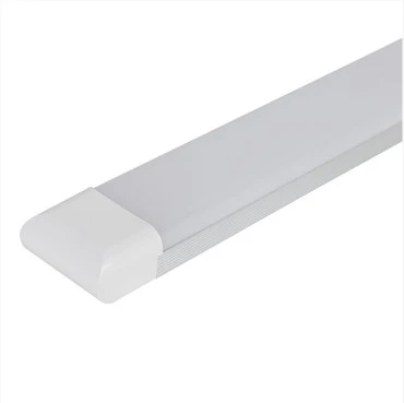Soilse Batten faoi stiúir Slimline Solas Batten Allamuigh
