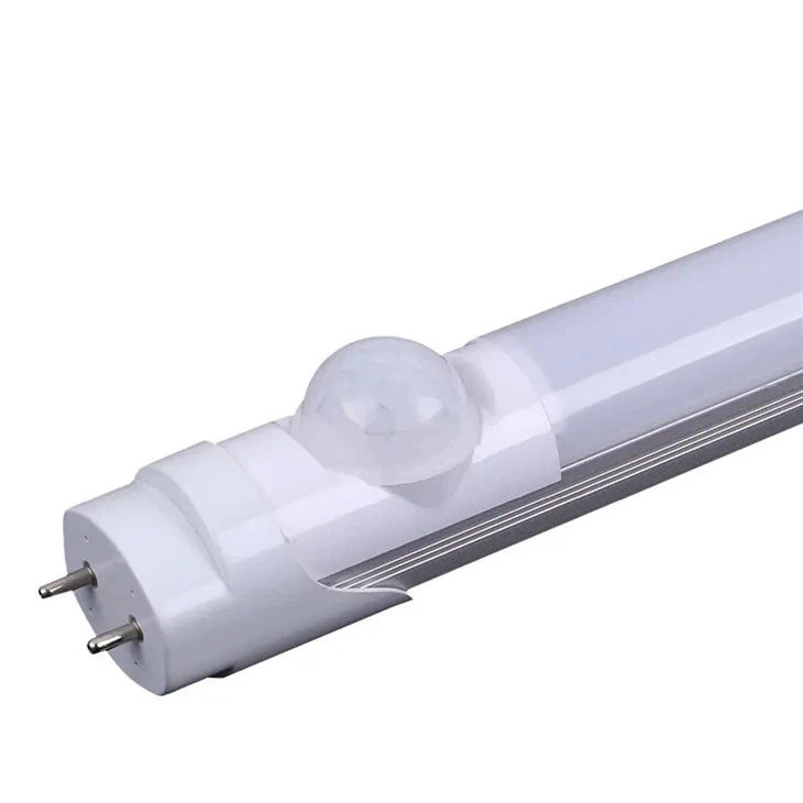 Tube faoi stiúir Ard Lumen le Braiteoir Gluaisne