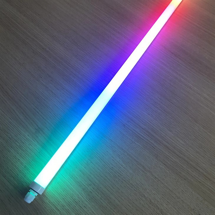 1.2m Solas Tube RGB T8 uiscedhíonach