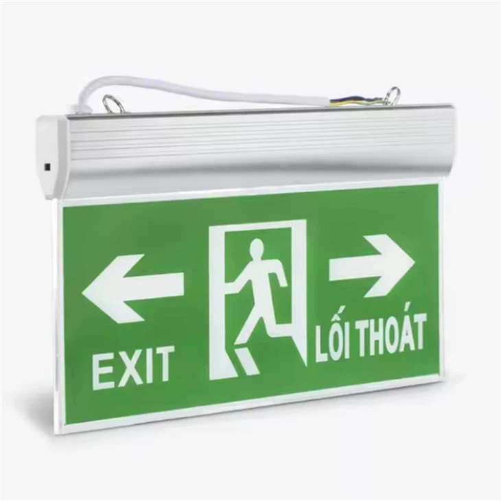 Soilse Scoir Éigeandála faoi stiúir 15W