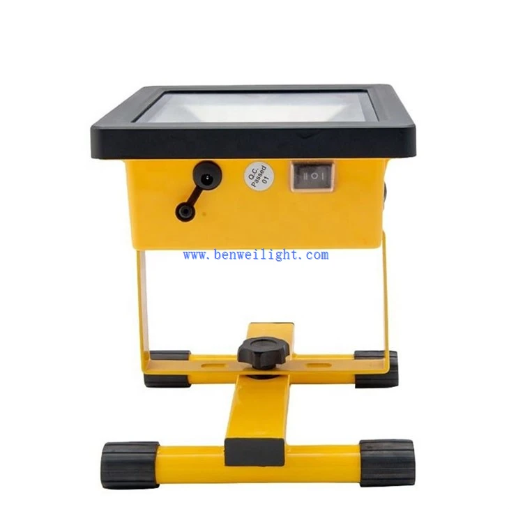 emergency flood light with battery backup
