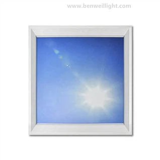 Painéal Spéirléithe LED Smart WiFi - 600Solas Uasteorainn Spéir Ghorm Fíorúil x600mm